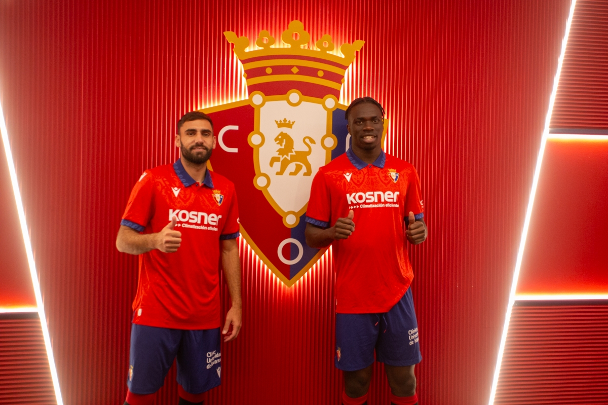 [GALERIA] Presentación de los nuevos jugadores de Osasuna, Romain del Castillo y Rockson Yeboah