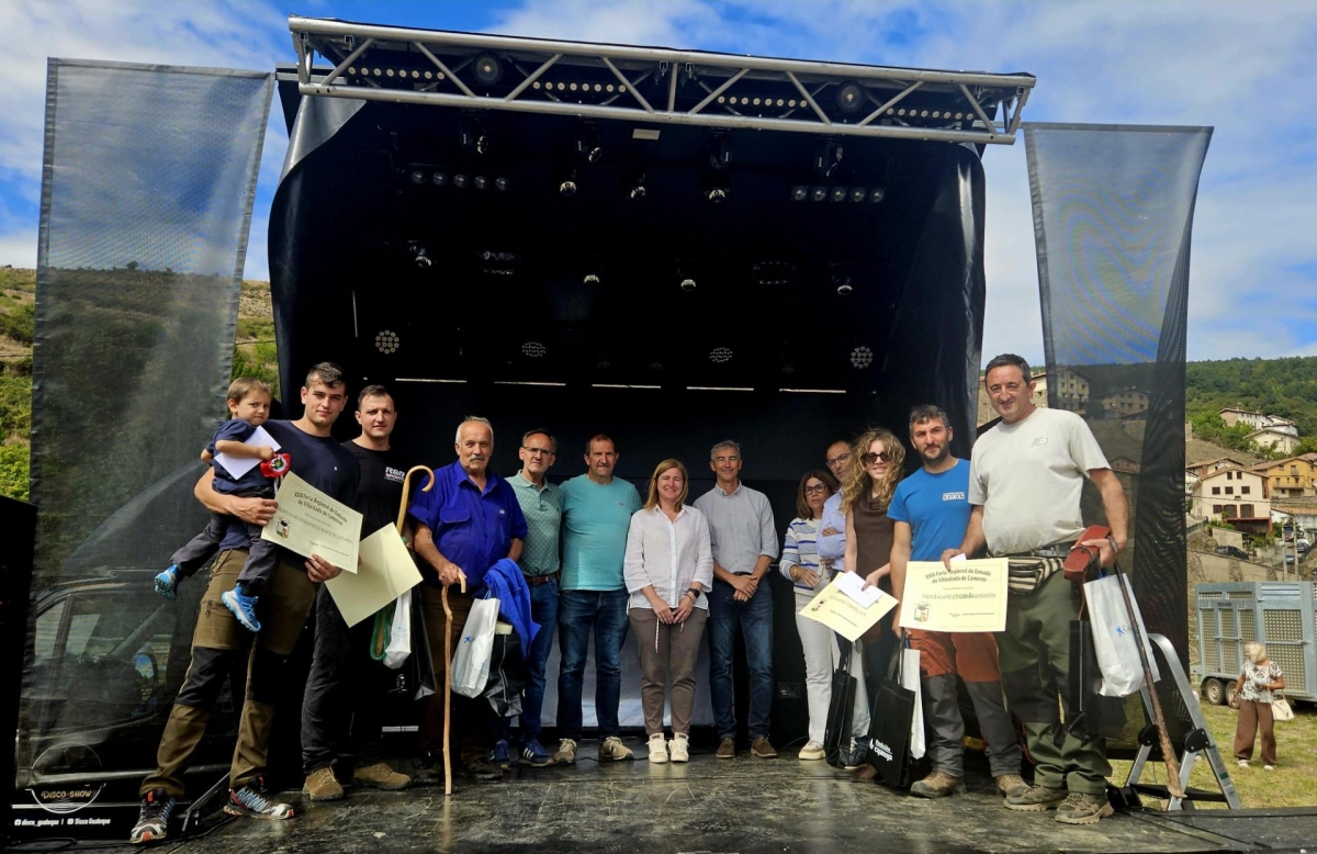 La Feria Ganadera de Villoslada reúne 346 cabezas de ganado y reivindica el valor del sector extensivo