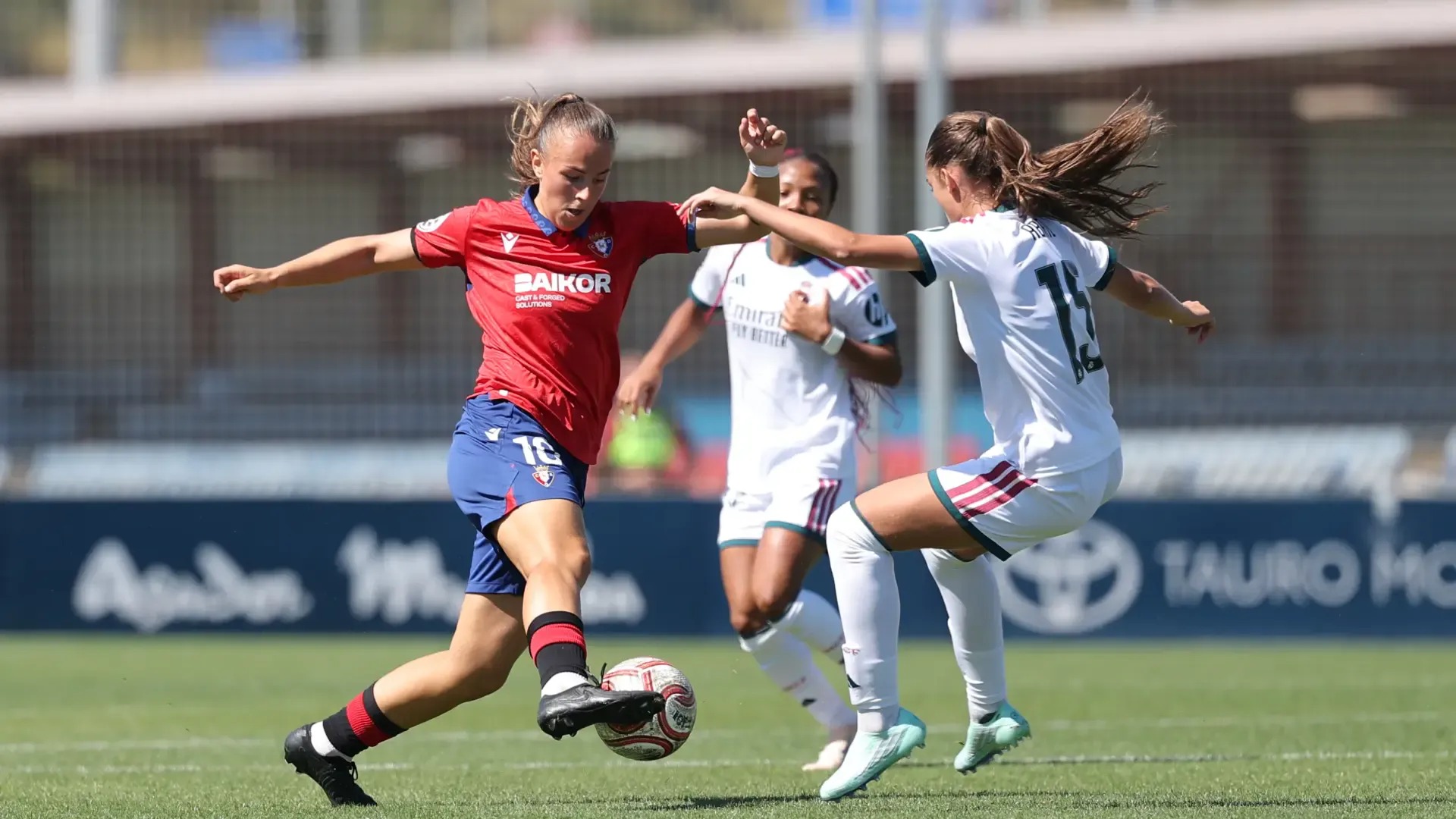 Osasuna Femenino empata ante el Real Madrid 'B' en su estreno liguero (3-3)