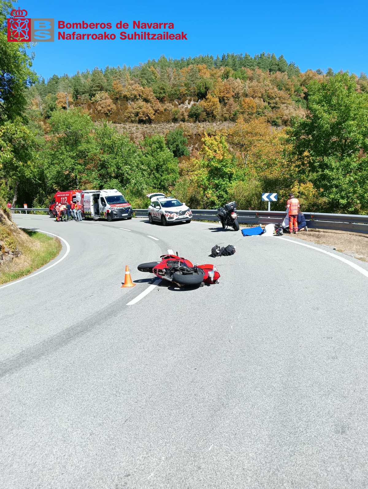 Dos heridos, uno de ellos grave, en una colisión entre dos motocicletas en Jaurrieta