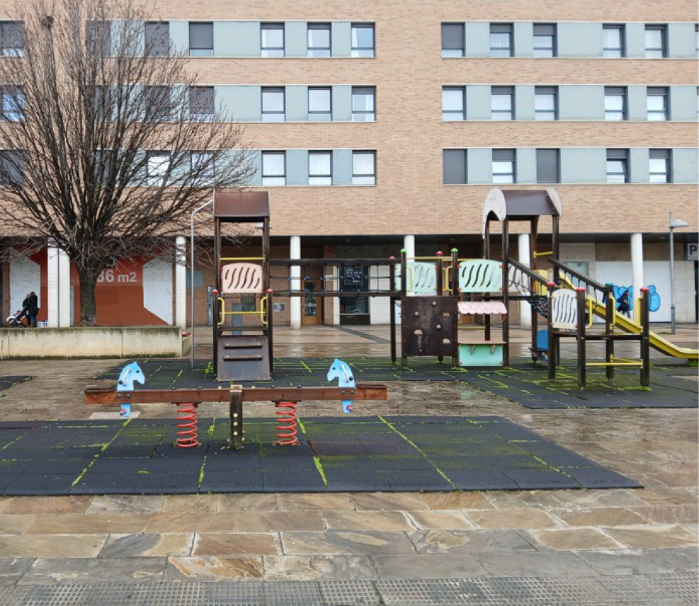 Pamplona renovará el parque infantil en la plaza de Santa Engracia 