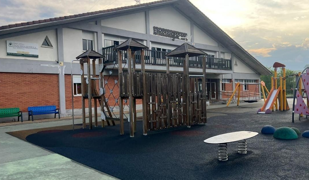 El PNV critica que EH Bildu reduzca las obras de mejora térmica en la Ikastola Etxaurren de Ayala