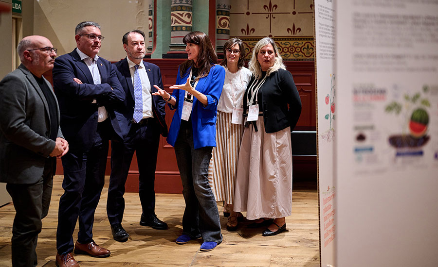 La exposición 'Ciencia nómada: el nitrógeno en nuestras vidas' abre sus puertas en Salesas
