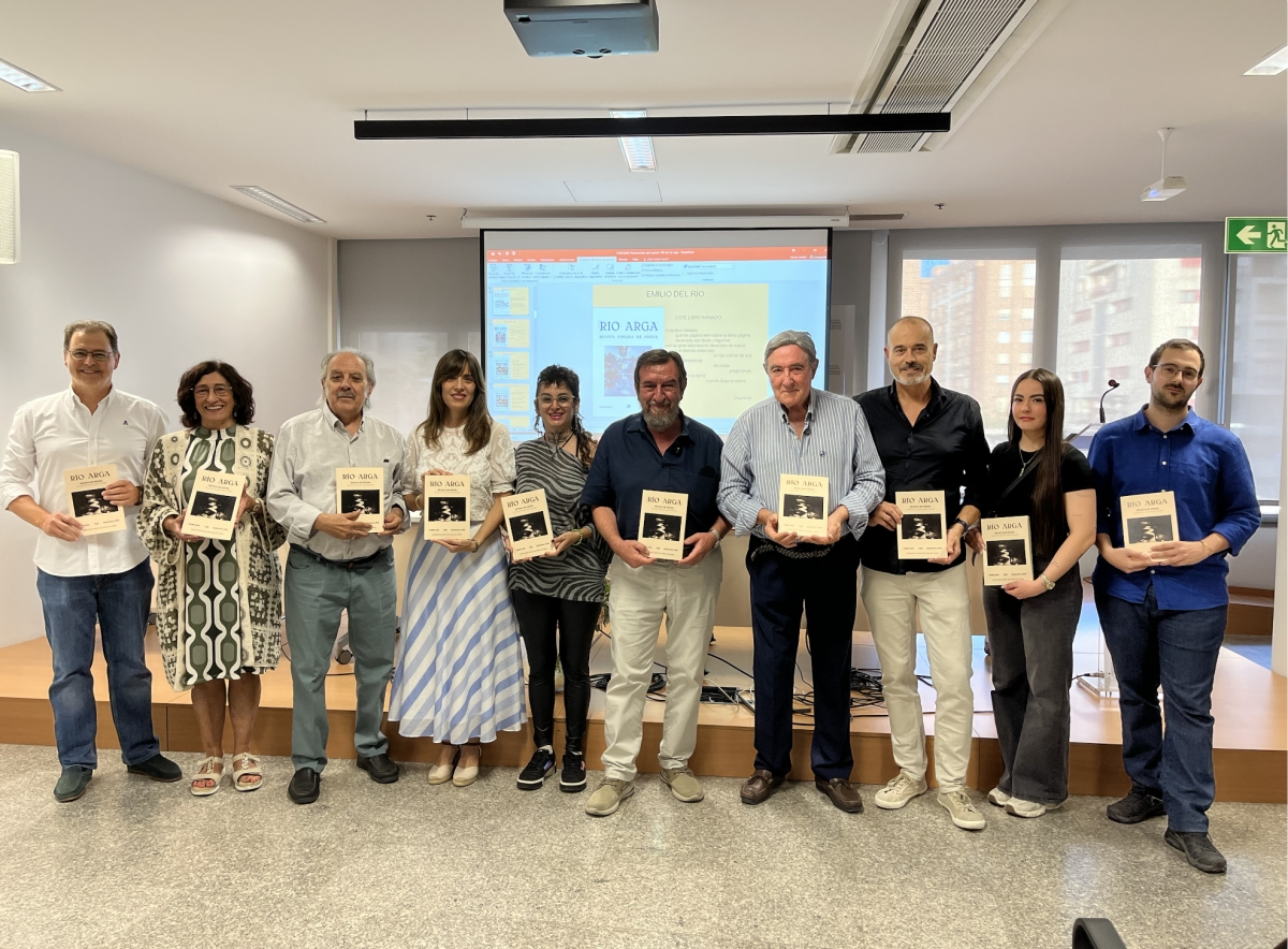 Río Arga celebra cincuenta años como decana de la poesía en España con su número 160