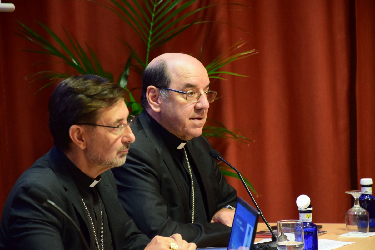 El cardenal Cobo destaca en Pamplona que la sinodalidad 
