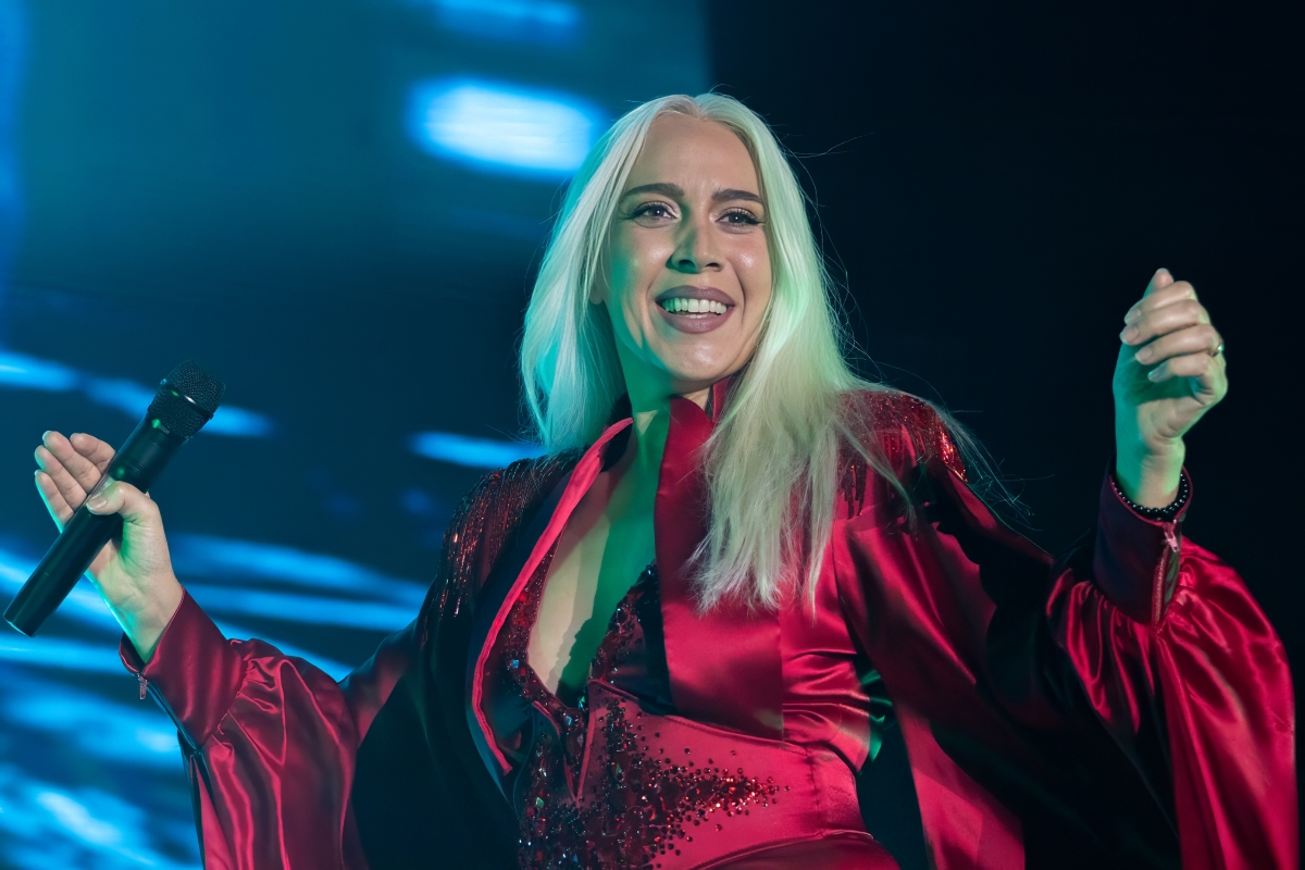 [GALERIA] Mónica Naranjo celebra ante el público en el Navarra Arena su 30 aniversario 