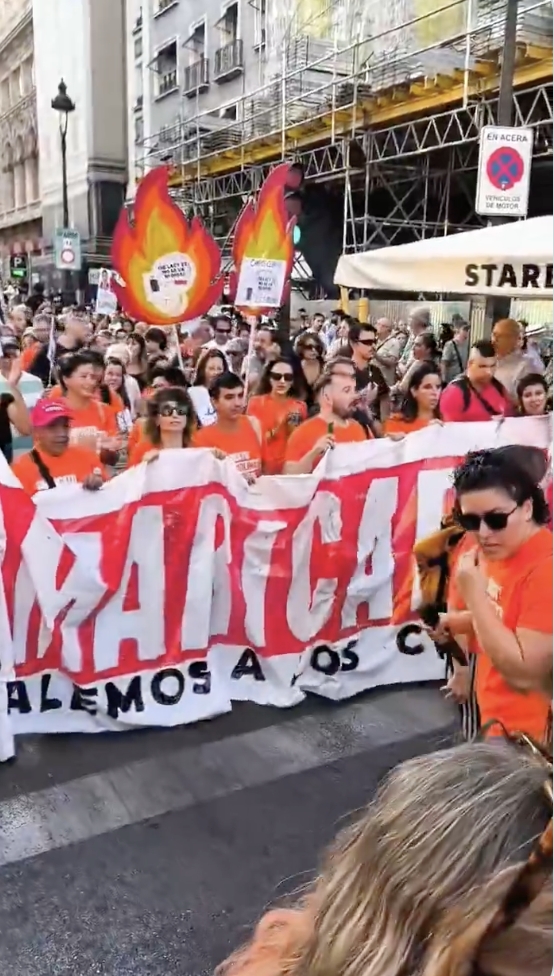 Más de 300.000 personas se manifiestan en Madrid para exigir la aprobación inmediata del Decreto Maricarmen