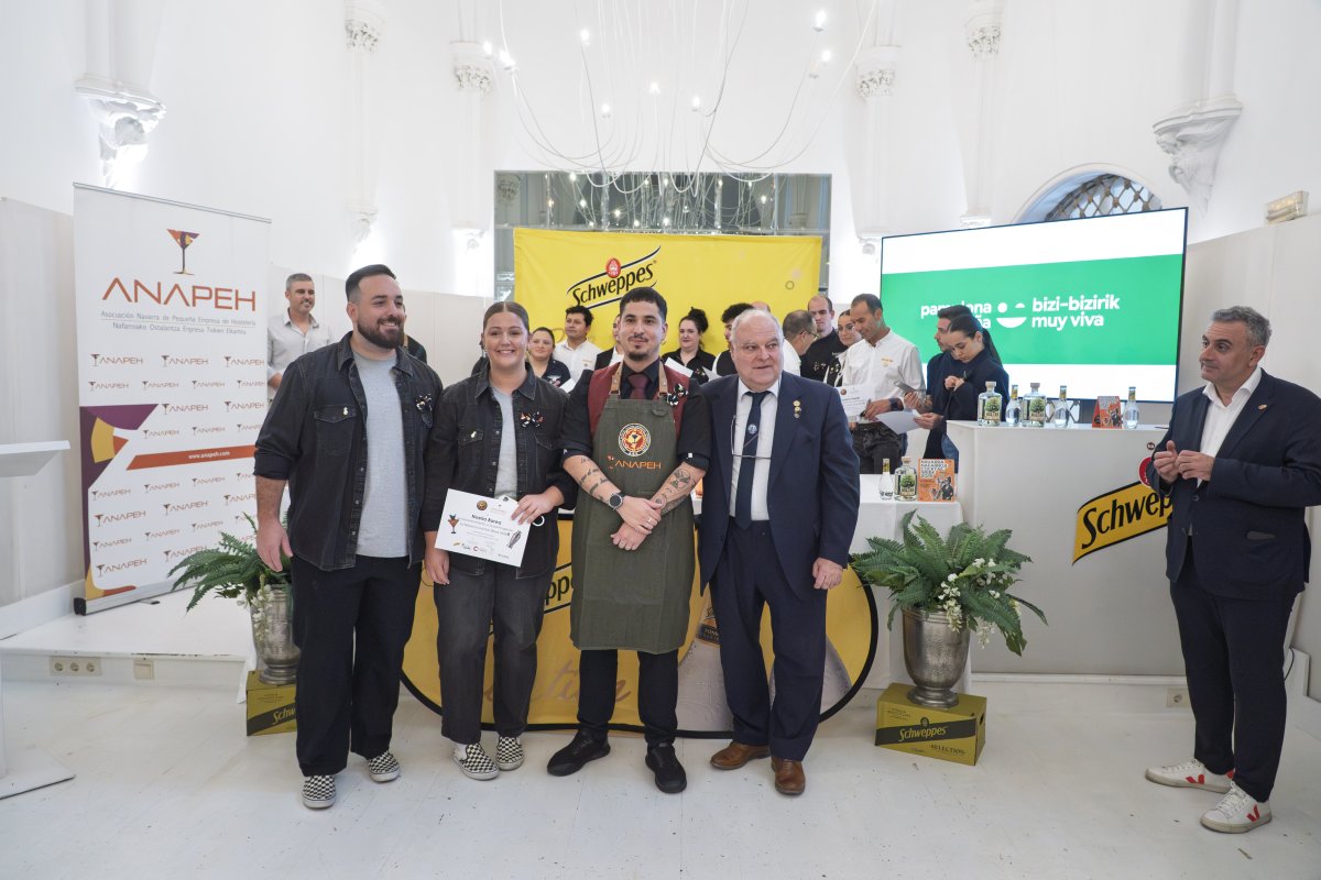 Tomás Zambrano y Javier Isasi, del Rincón de Iruña, se alzan con los grandes premios de la final de Navarra Cocktail Week