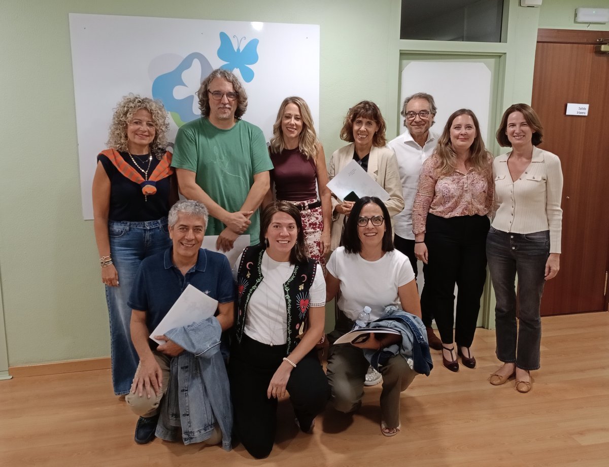 La Comisión de Salud del Parlamento visita la nueva sede de Goizargi