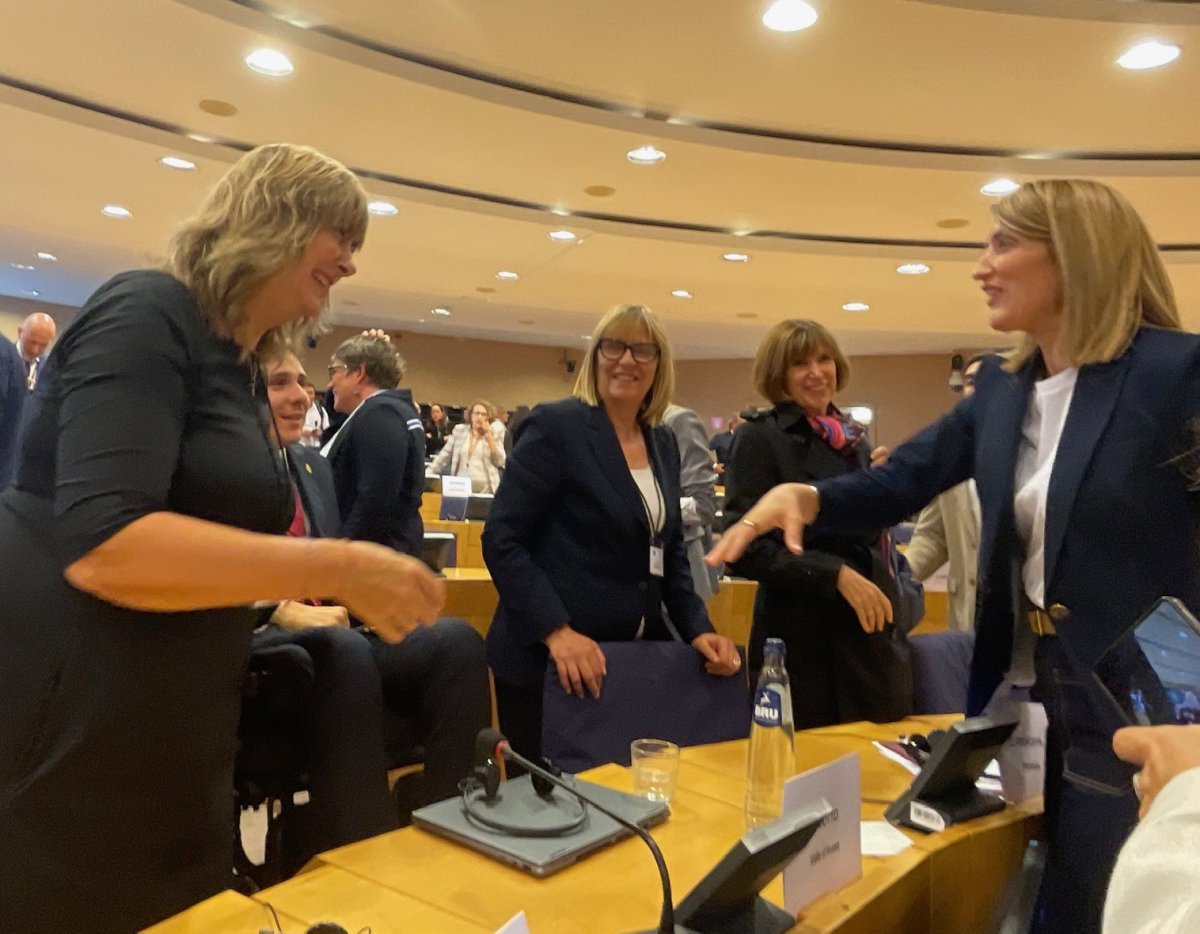 Ollo defiende en Bruselas una política de cohesión descentralizada y con protagonismo de las regiones