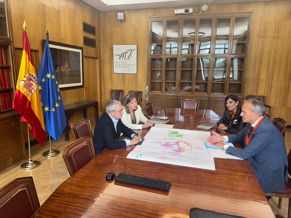 La patronal navarra pide certezas al Gobierno central sobre la segunda fase del Canal de Navarra