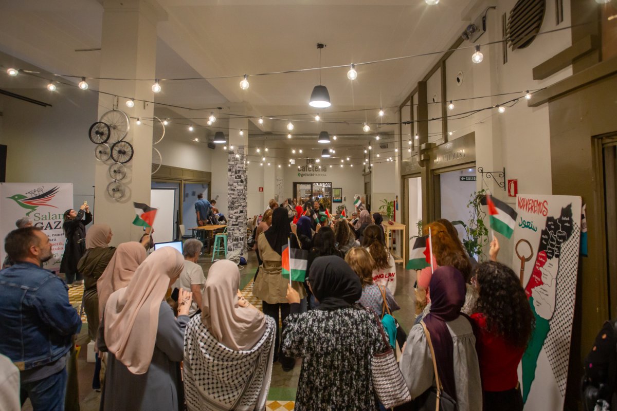 Salam Gaza Nafarroa lleva la cultura palestina a Geltoki y pide que no se olvide a Gaza