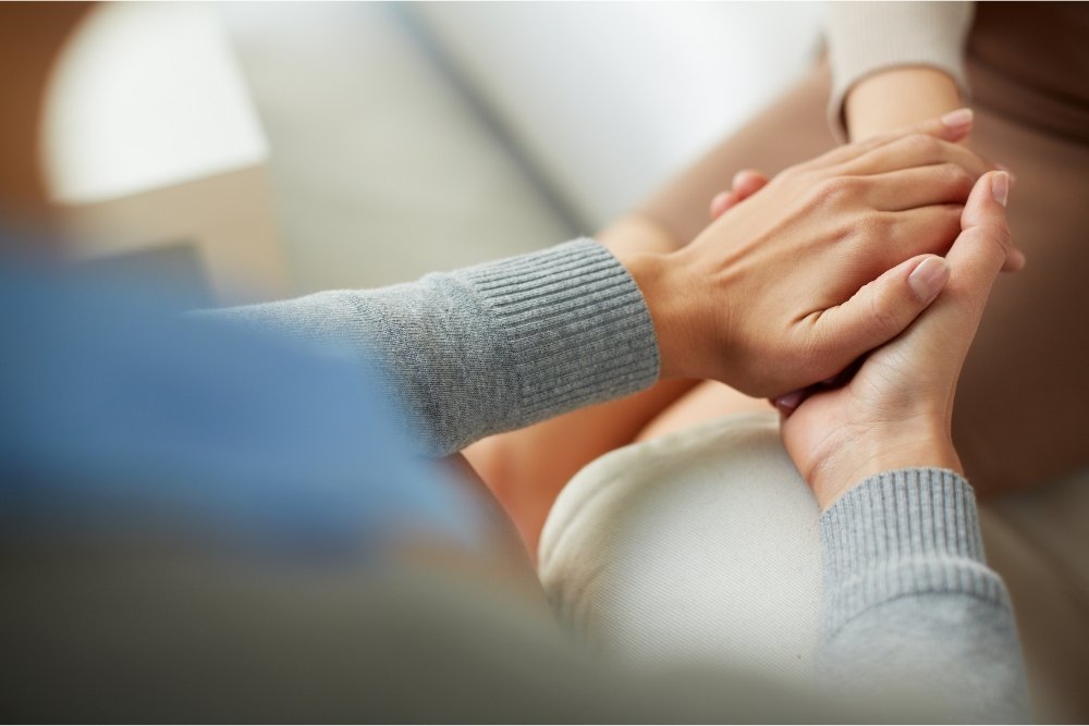 Kamira seguirá gestionando el programa DUO de atención a mujeres en dificultad social hasta finales de 2027