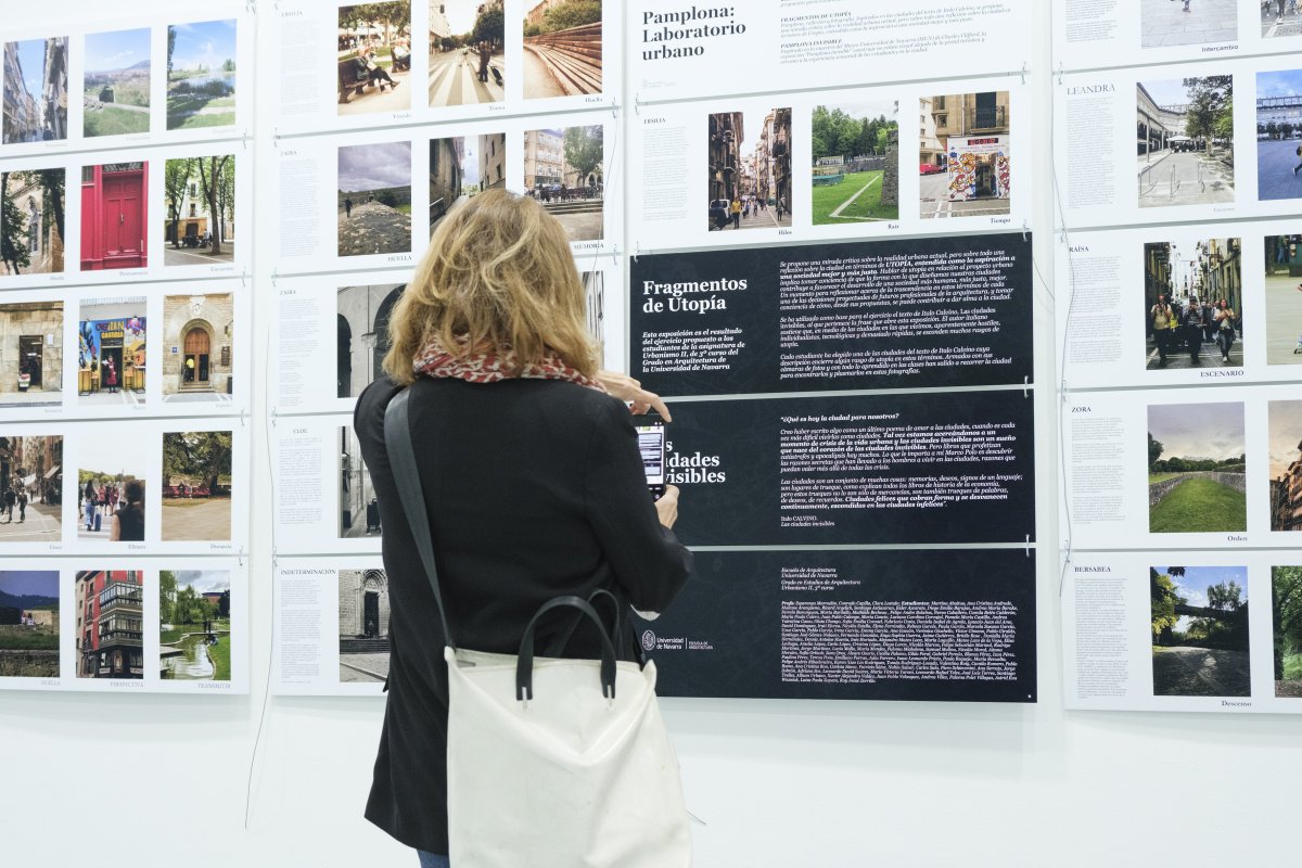 Estudiantes de Arquitectura y Diseño retratan la Pamplona cotidiana y su utopía urbana en Civivox Iturrama