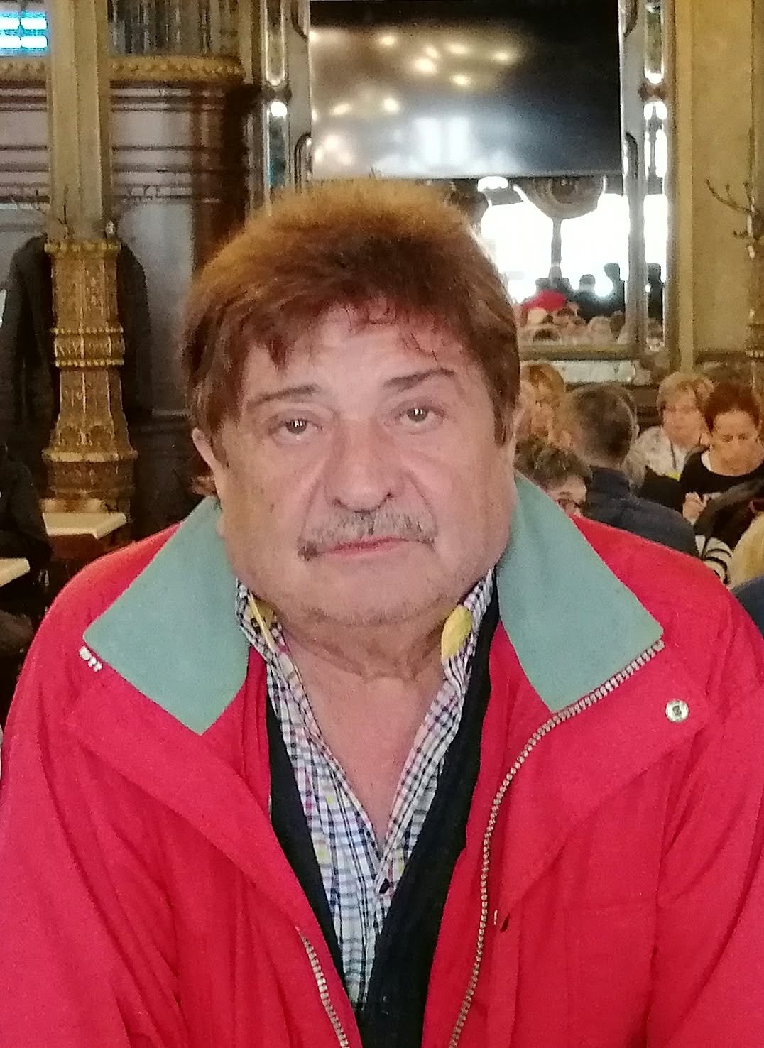 El audiovisual navarro despide a Luis Cortés, pionero del cine en Navarra y director de "Marian"