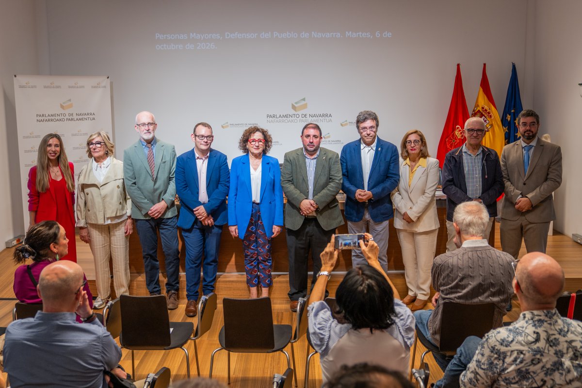 El Defensor del Pueblo de Navarra impulsa desde el Parlamento la Convención Internacional de los Derechos de las Personas Mayores