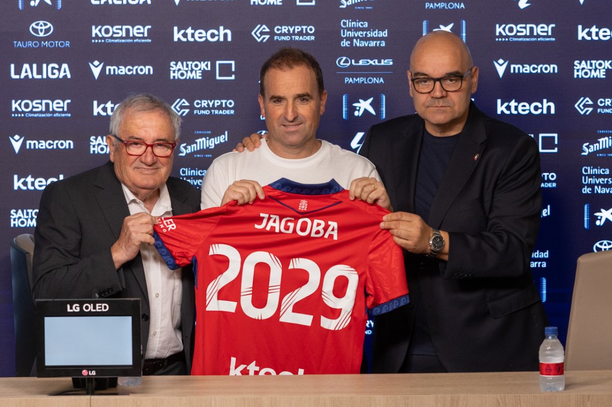 Arrasate regresa a Osasuna: 