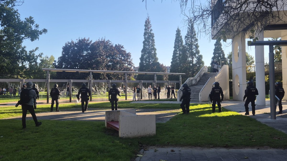 Los sindicatos policiales critican a la Delegación del Gobierno por trasladar el acto de Quiles a Yamaguchi