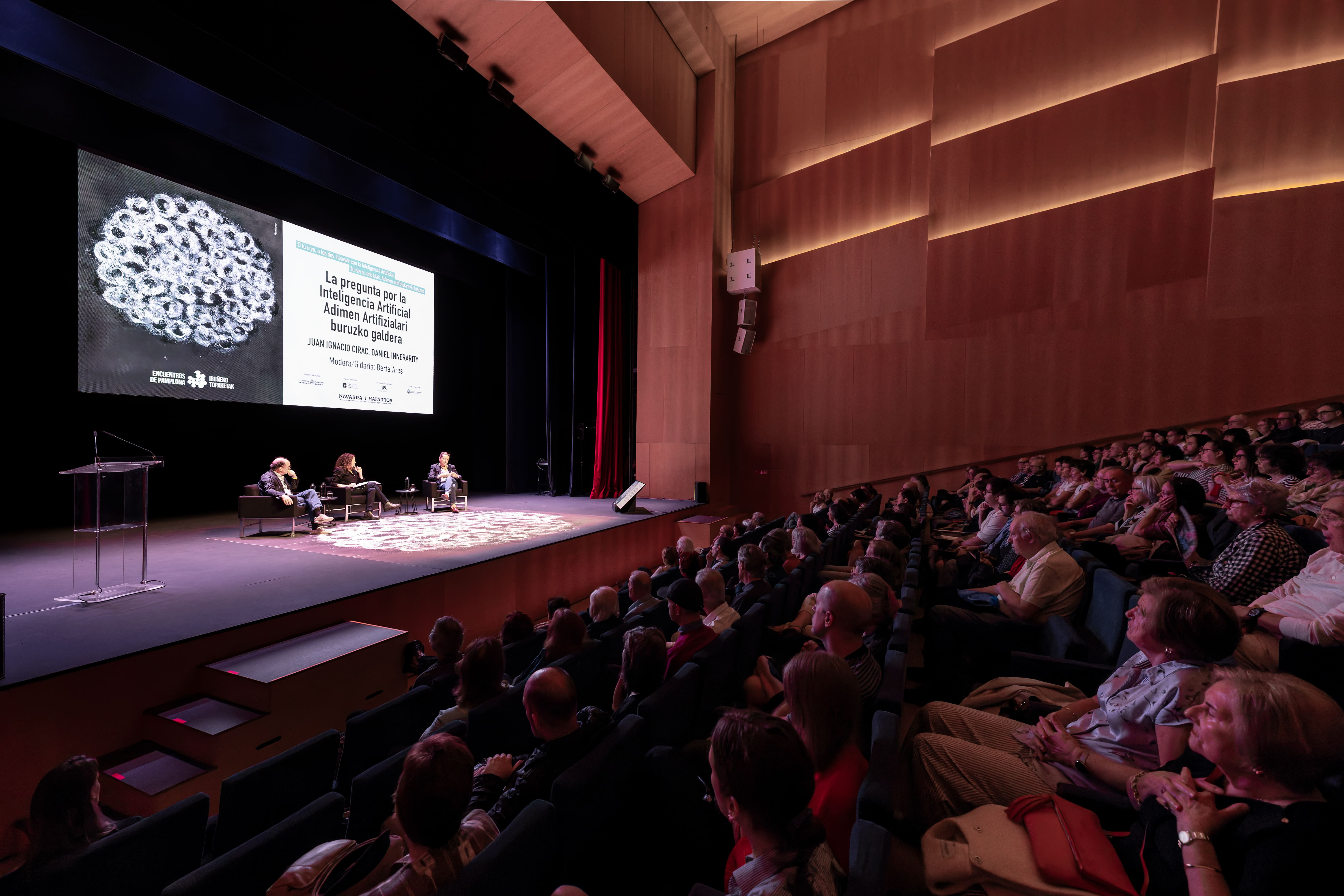 Los Encuentros de Pamplona suman 24.700 asistentes y destacan por sus propuestas culturales internacionales