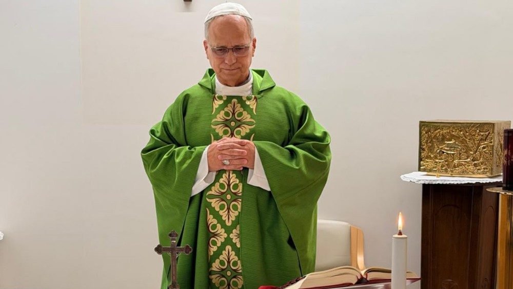 El Papa León XIV celebra misa en el Gemelli y agradece su trabajo al personal sanitario