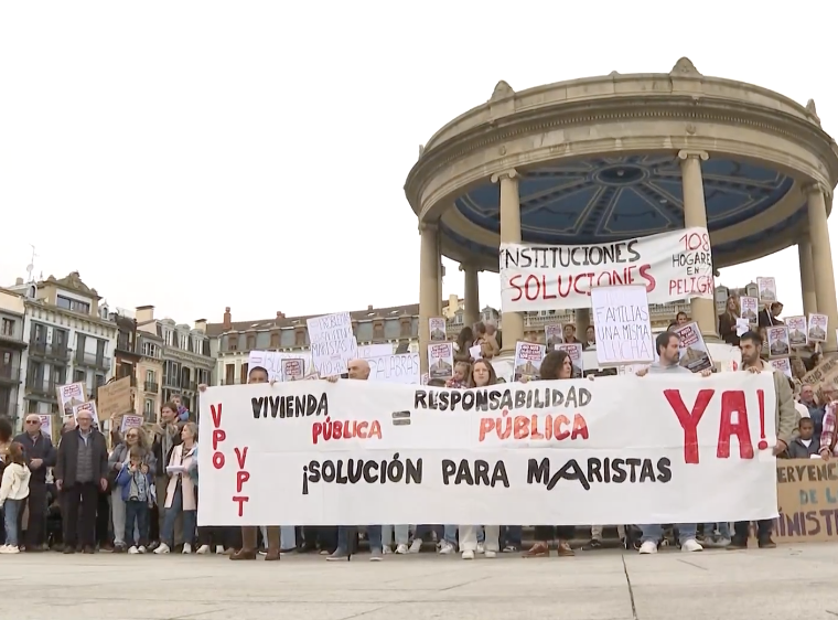 Las 108 familias de Maristas II piden al Gobierno de Navarra y al Ayuntamiento de Pamplona soluciones tras la rescisión del contrato de obras