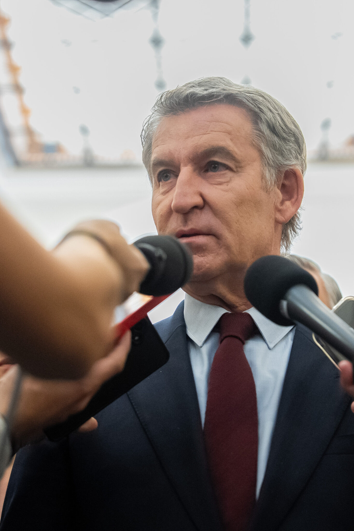 Feijóo acusa a Sánchez de fraude electoral con la Ley de Nietos en una entrevista en COPE