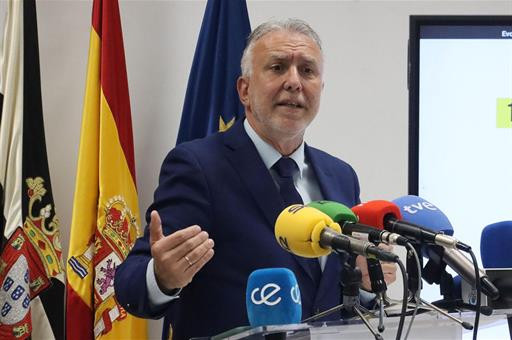 El Ministerio rechaza el requerimiento de Vivas y defiende la gestión migratoria en Ceuta tras la invasión de julio