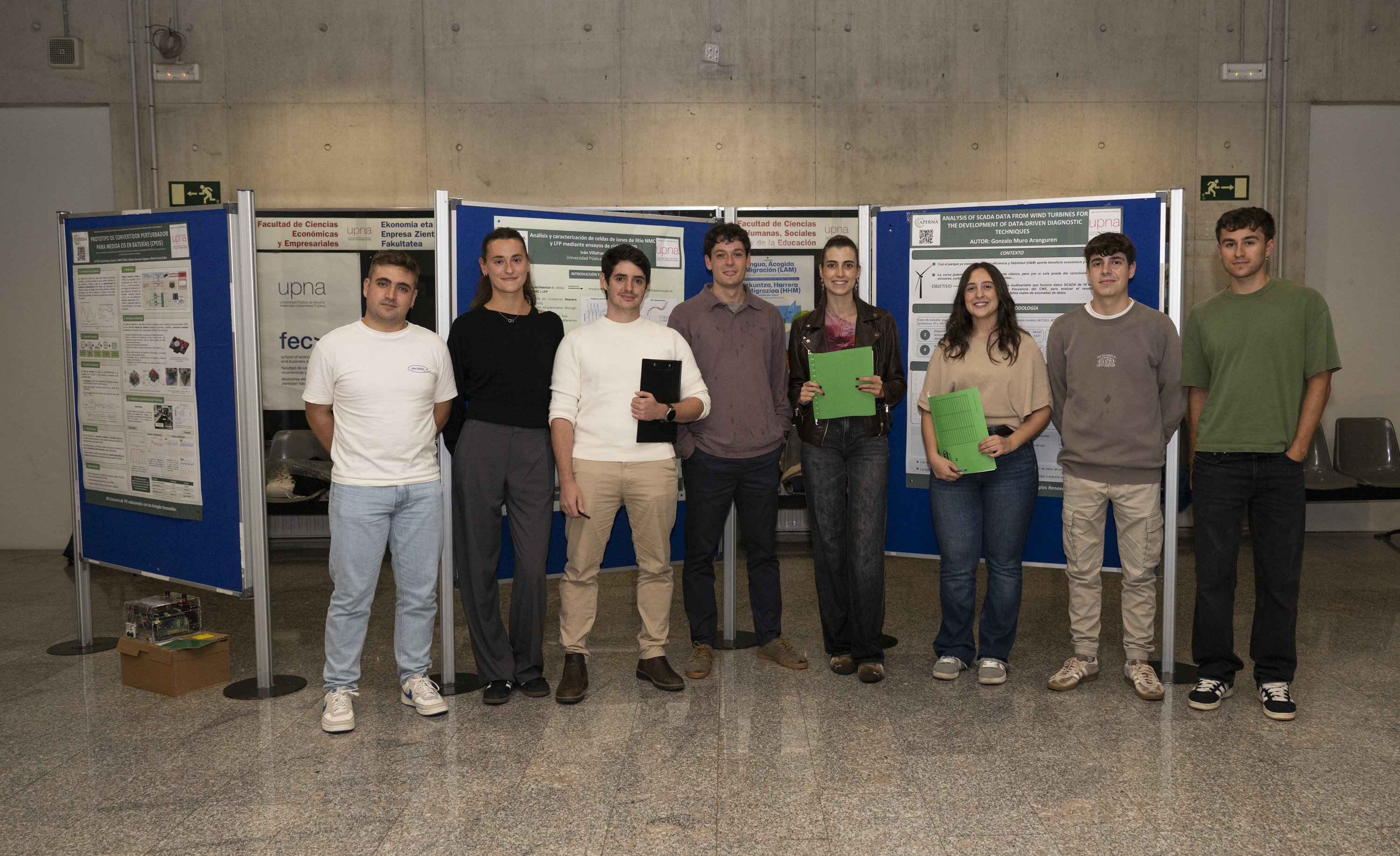 Un prototipo para analizar el estado de las baterías gana el concurso de pósteres sobre energías renovables de la UPNA