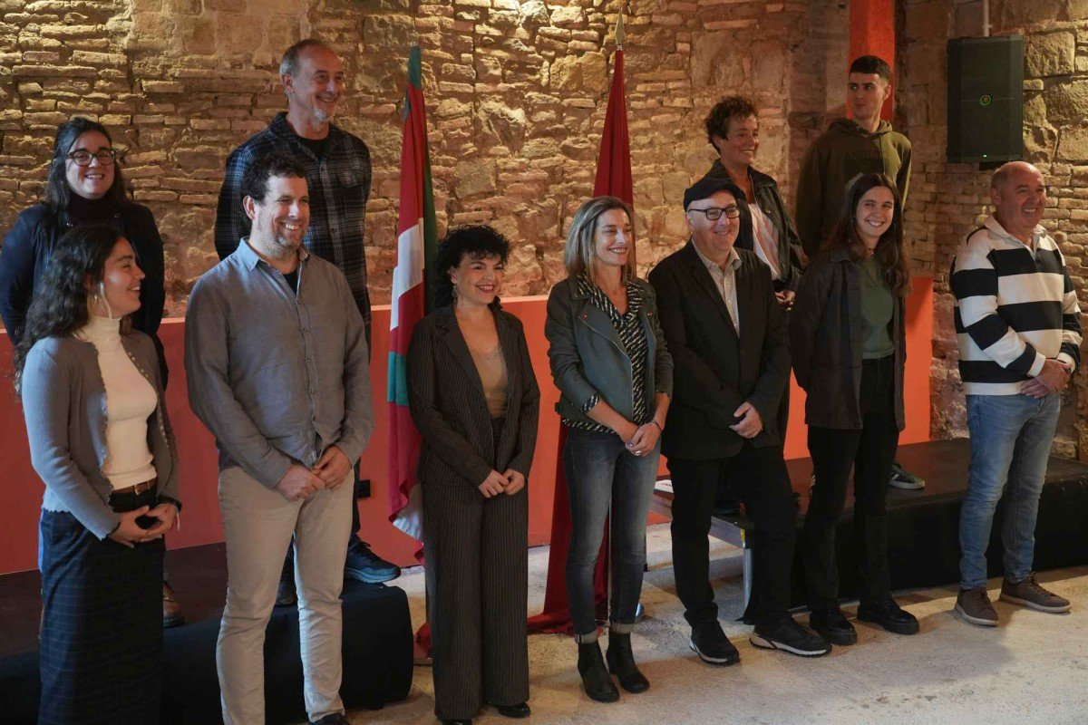 EH Bildu presenta en Pamplona sus candidaturas al Congreso y al Senado por Navarra para las elecciones del 29 de noviembre