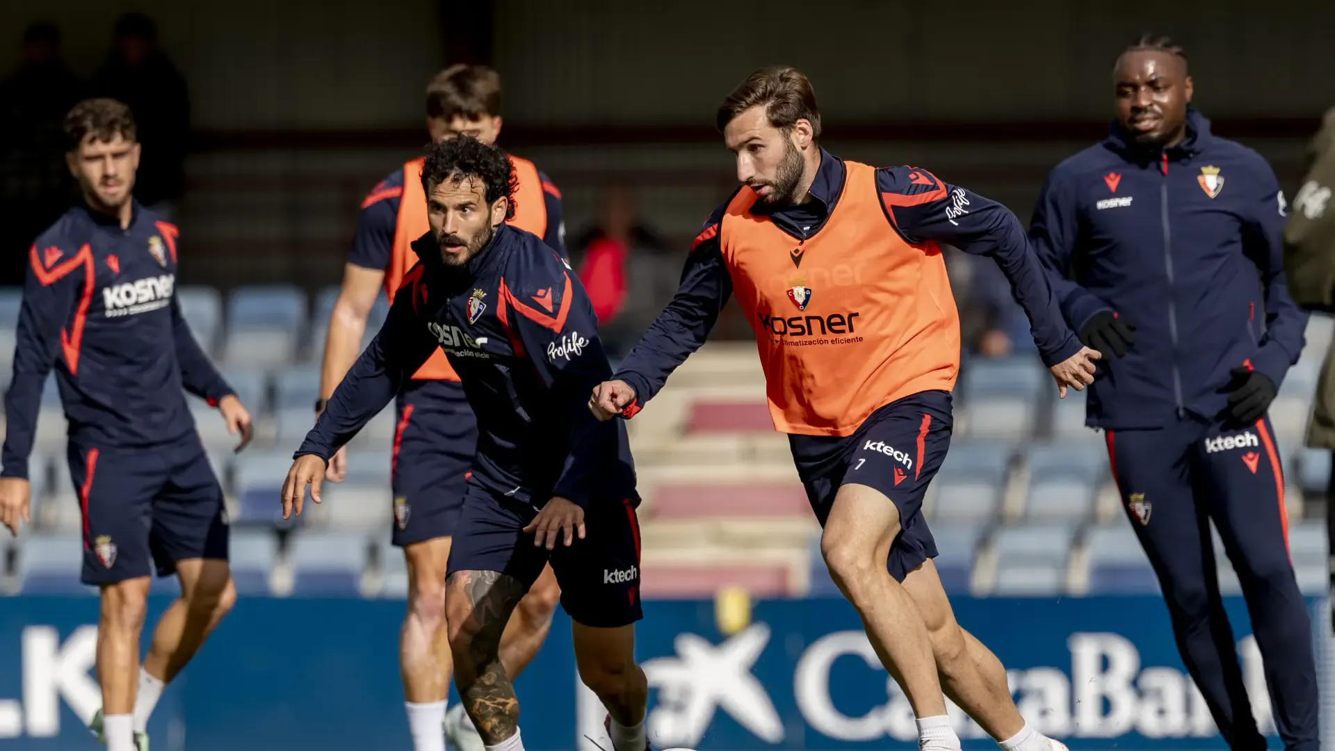 Osasuna vuelve al trabajo y comienza a preparar el duelo ante el Sevilla