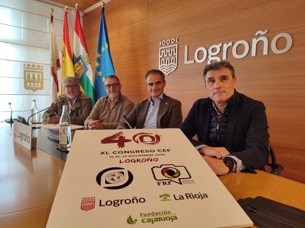Miguel Sainz promueve que Logroño sea sede del XL Congreso de Fotografía de la CEF en noviembre