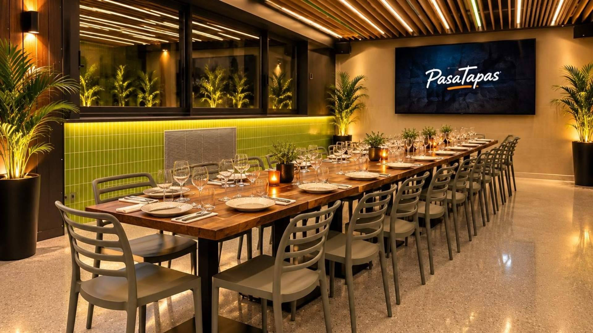 Restaurante para grupos en la Barceloneta, hasta 220 personas; empresas, grupos y más