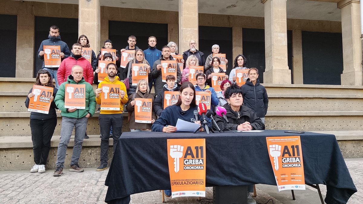 Los sindicatos ELA, LAB, ESK, Steilas, Etxalde e Hiru presentan su propia convocatoria de huelga en Navarra para el 11-N contra la especulación en vivienda y por subidas salariales