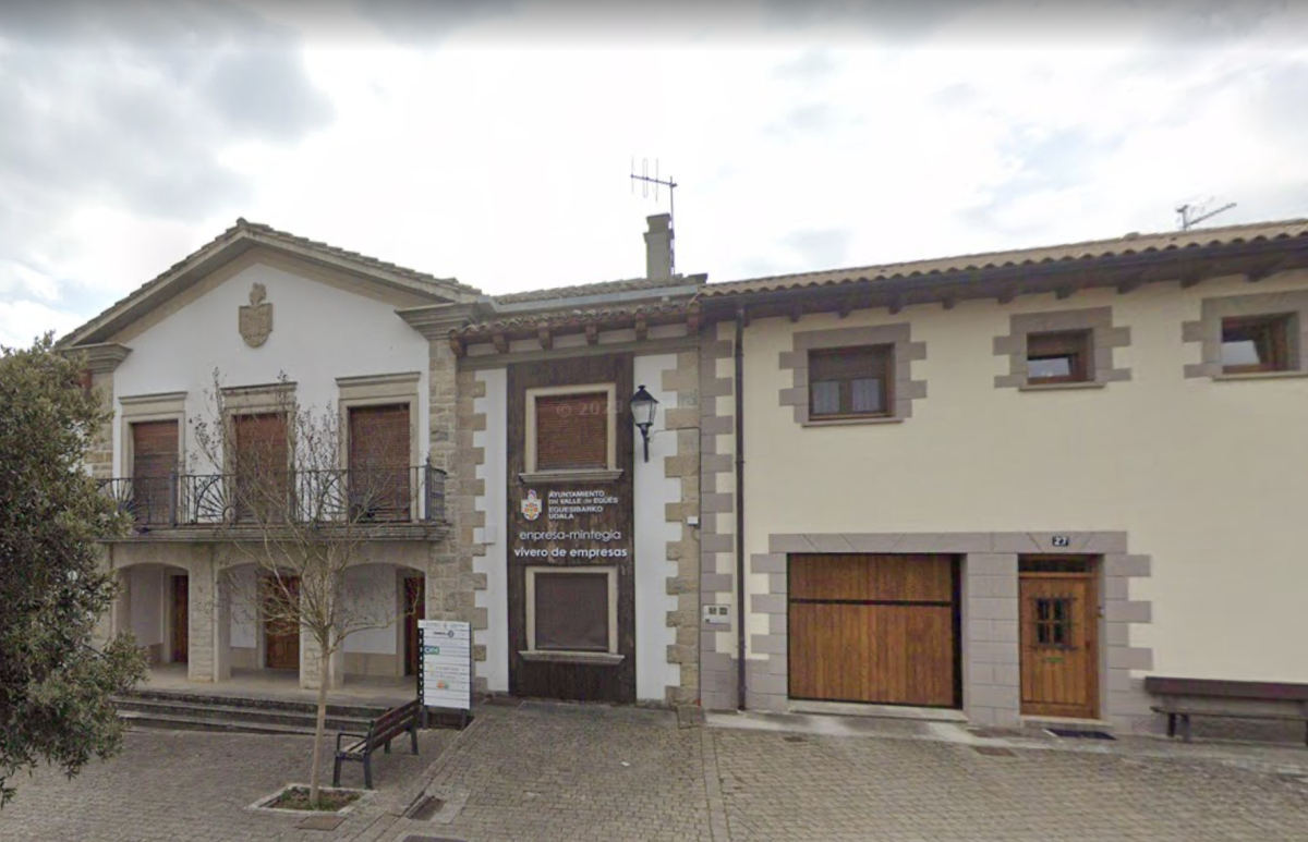  Egüés acogerá los días 14 y 15 de noviembre el primer Prompt-a-thon de Navarra para resolver retos del comercio local con IA