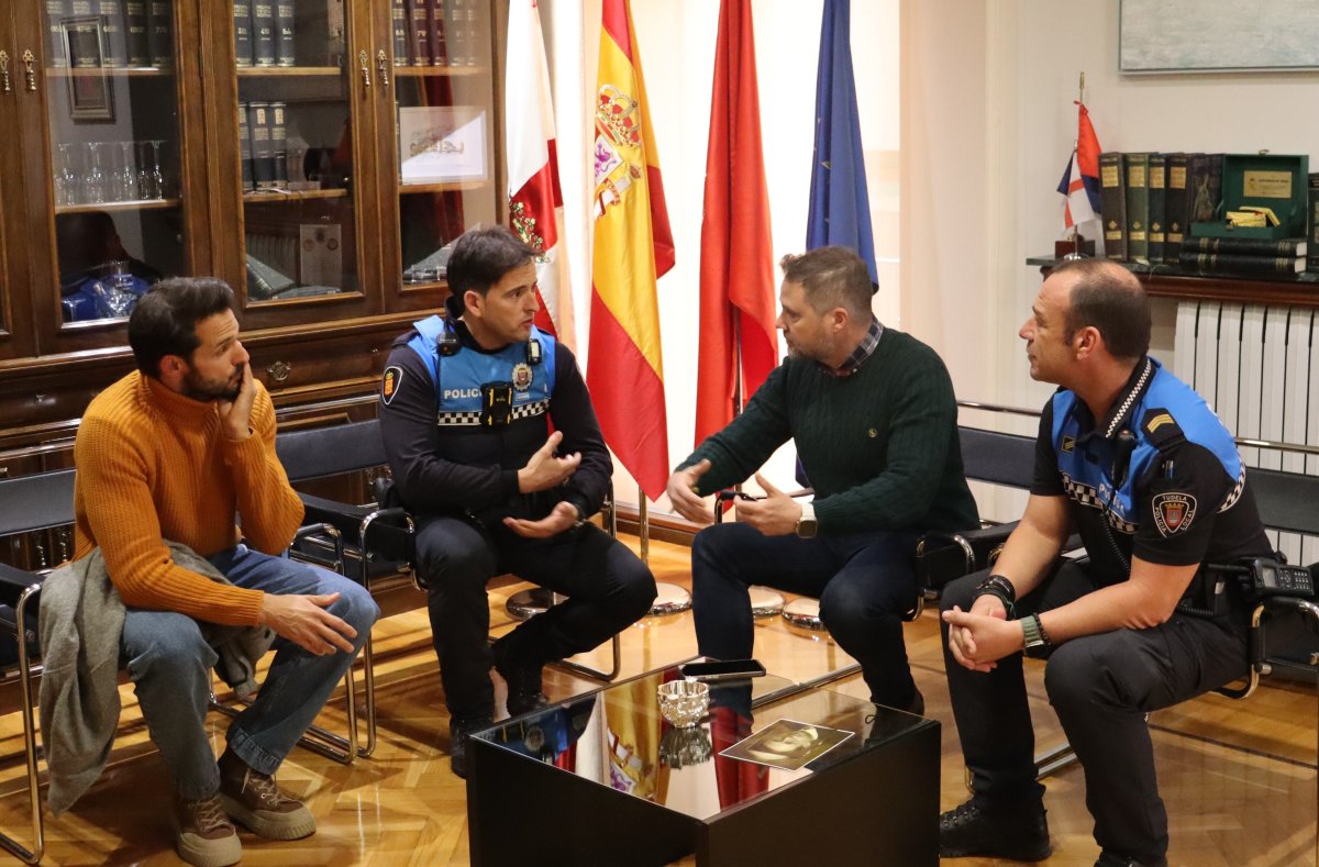 Tudela reconoce a los dos policías locales que reanimaron a un bebé de dos meses en parada cardiorrespiratoria