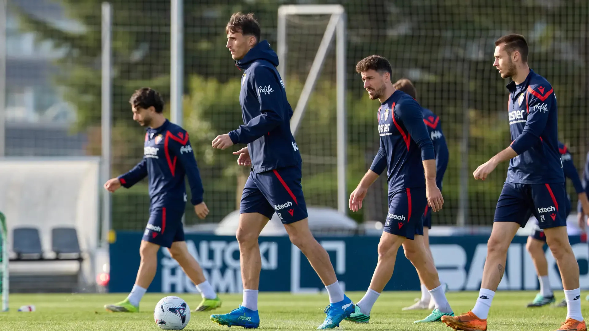 Osasuna completa una nueva sesión de trabajo en Tajonar