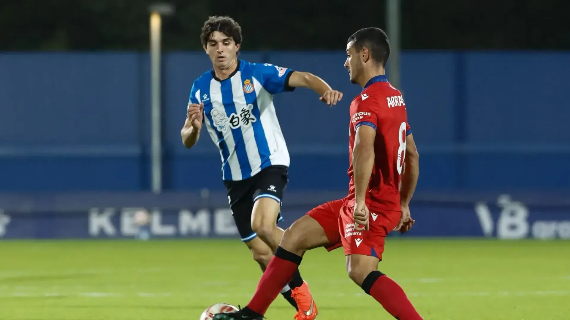 Un penalti en el minuto 83 condena al Osasuna Promesas en el campo del Espanyol B