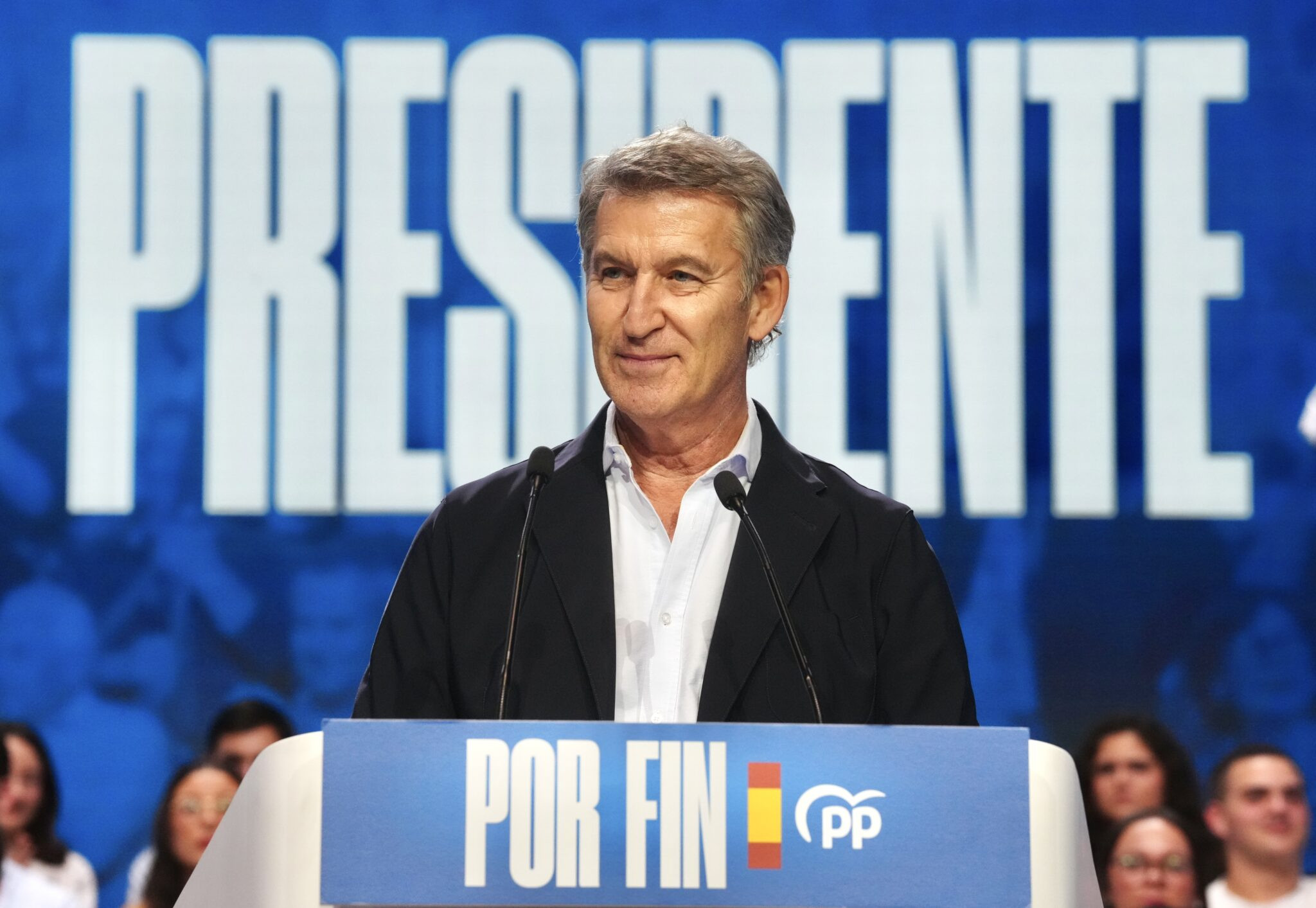 Feijóo promete transparencia sobre Marruecos y un millón de viviendas en una entrevista en Onda Cero