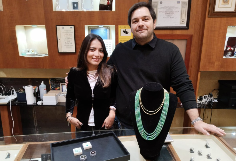 Joyería Reinas de Navarra: un taller donde las ideas se convierten en joyas y cada pieza tiene su historia