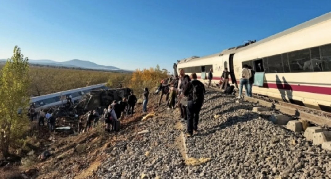 Un choque entre dos trenes de alta velocidad en Toledo provoca numerosos heridos
