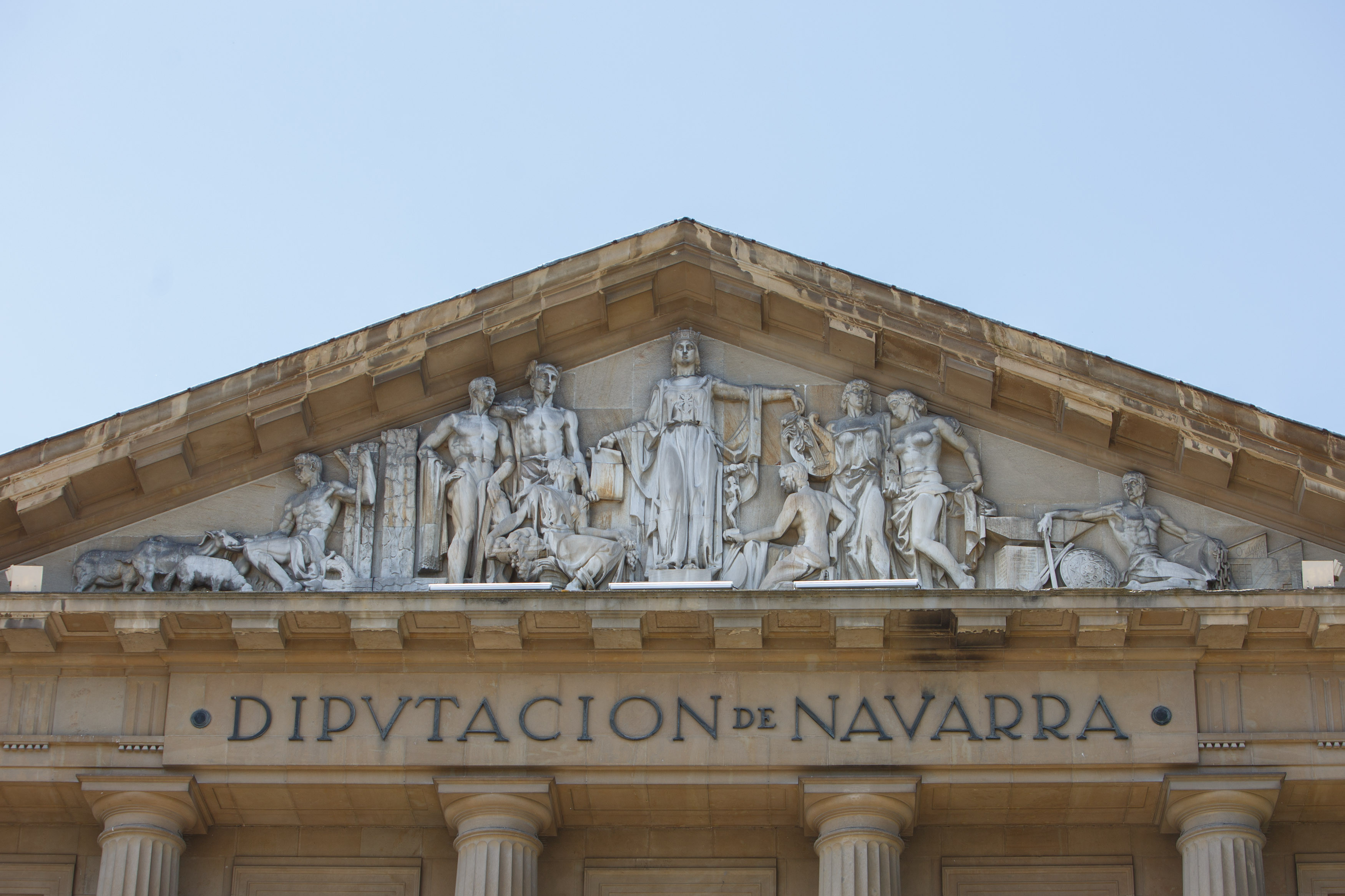 El Gobierno de Navarra se personará ante el TC para defender la constitucionalidad de su reforma de la ley de vivienda protegida 