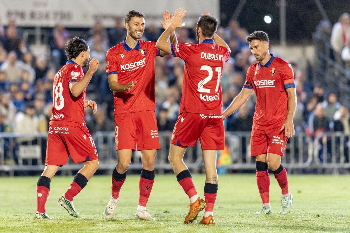 Osasuna golea al Atlético Calatayud (0-6) en San Íñigo y pasa la primera ronda de la Copa del Rey
