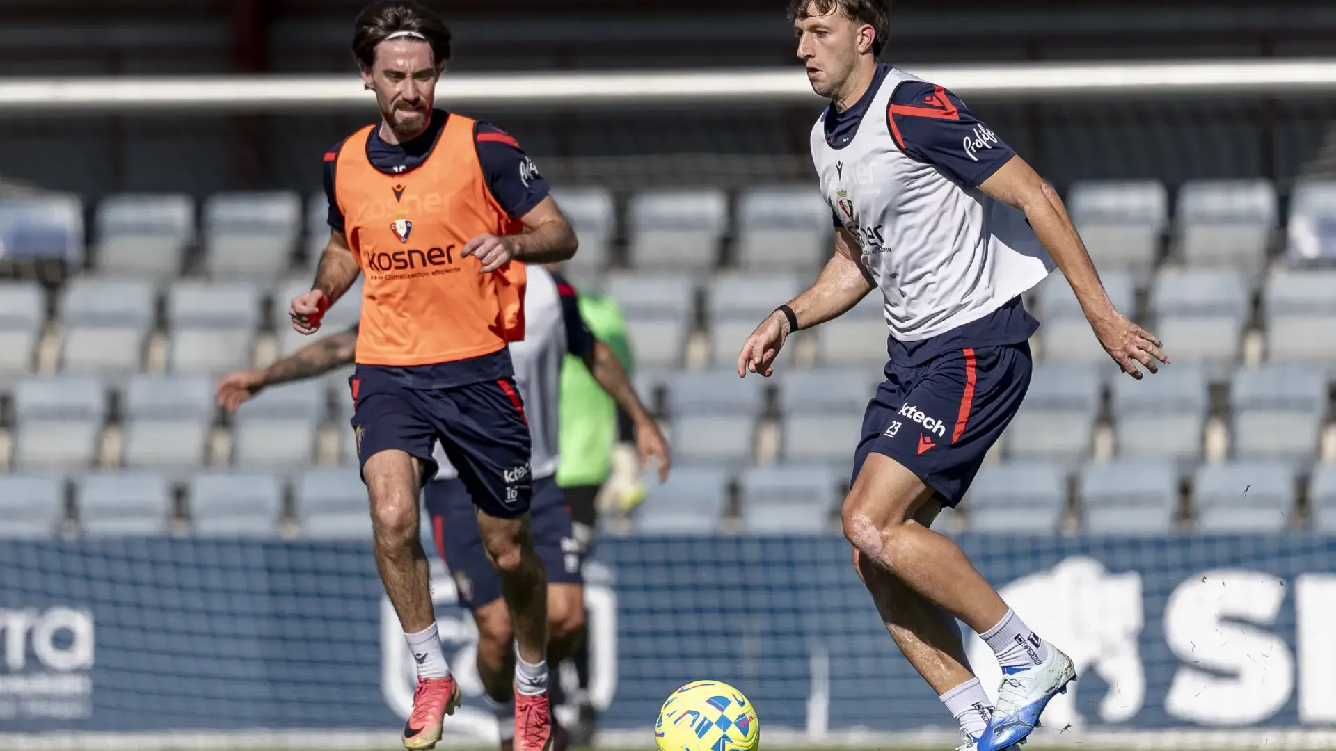 Osasuna inicia la preparación para enfrentar al Deportivo en Riazor el próximo lunes 