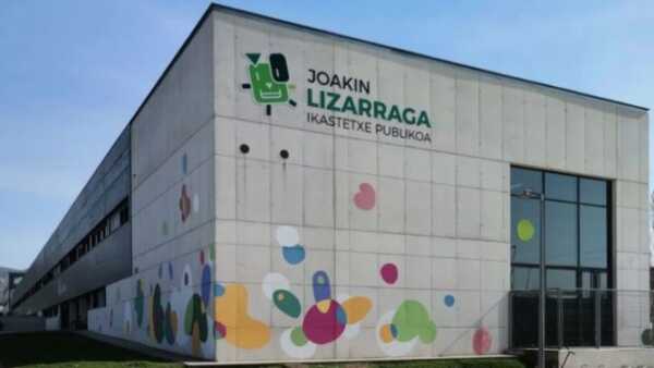 La Apyma del CP Joakin Lizarraga denuncia que el equipo de gobierno «obligó a realizar el pleno infantil de fiestas exclusivamente en castellano»