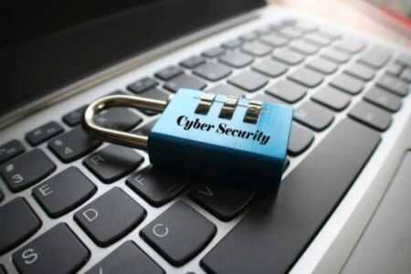 ¿Cuáles son las medidas para proteger la cuenta de Facebook de los hackers?