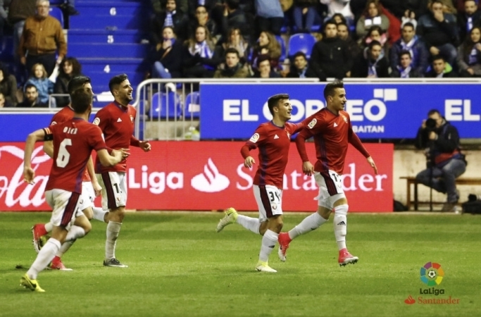 Osasuna gana tres puntos de optimismo en Mendizorroza (0-1)