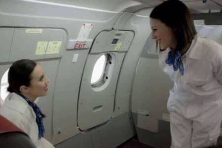 ¿Cuál es el sueldo de una azafata de vuelo?, según Global Training Aviation