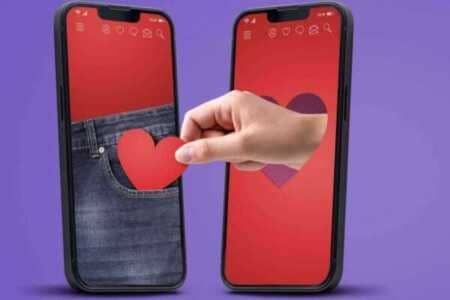 ‘Preocupante aumento de la adicción a Grindr’. Adrián Chico, psicólogo del colectivo gay